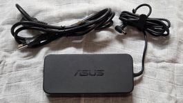 ASUS Netzteil AC/DC Original 19.5 Volt 9.23 A.