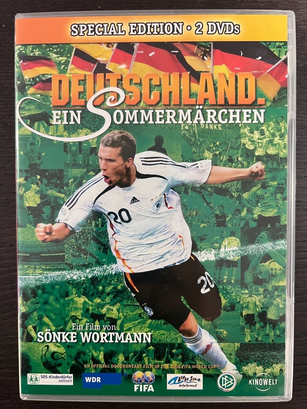 Tutti i DVDs: Deutschland ein Sommermärchen – Usato da Zürich venduto da FilmFreunde
