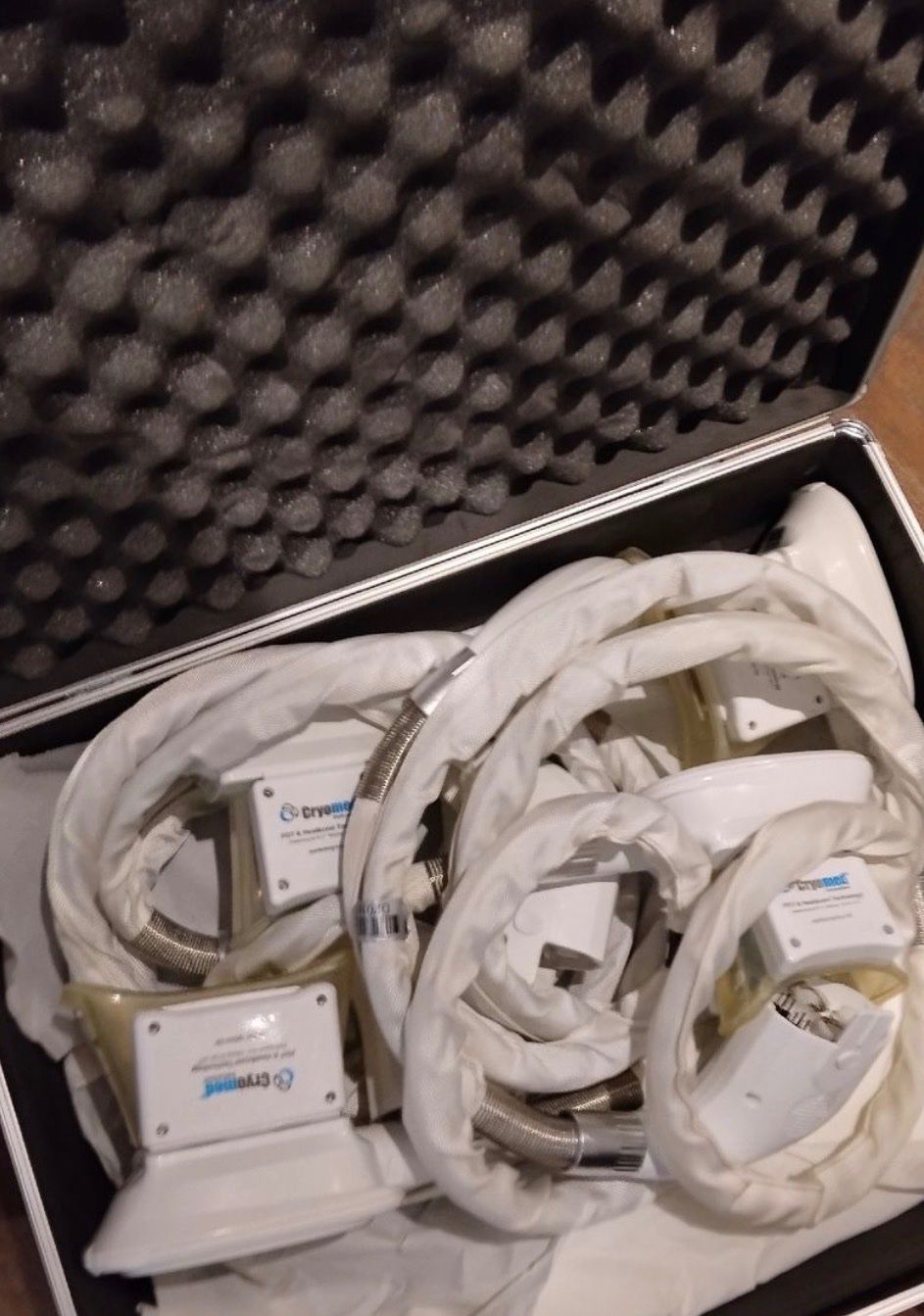 Toutes les machines: Kryolipolyse Cryomed – D'occasion à Willisau par Juni2012 2