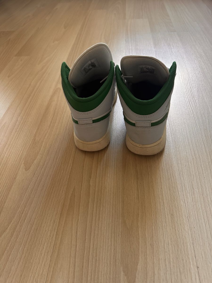 Jordan Schuhe für Jungen: jordans gr.39 junge – Gebraucht aus Leimbach TG von Davidvilma 2
