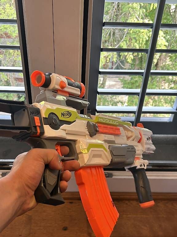 Giocattoli: Nerf Blaster mit doppelt so viel Darts – Usato da Schönenwerd venduto da Tuttittrustsell 2