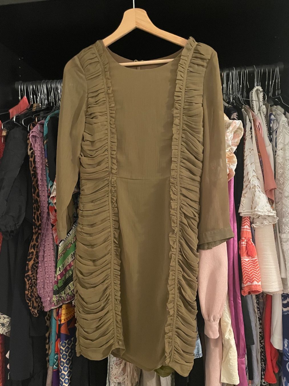 Vestiti: Kleid olivegrün Gr. 36 – Usato da Zürich venduto da Anushka86 2