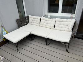 Lounge Sofa Rattanoptik mit Kissen gebraucht