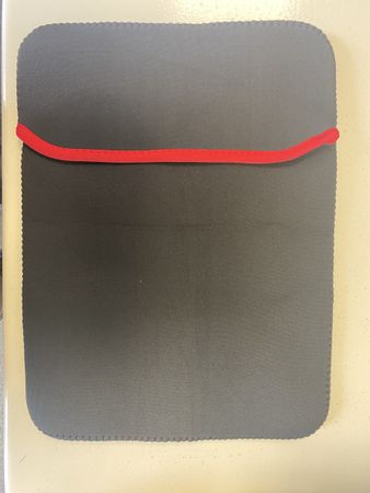 Notebook Tasche 💻 Schwarz mit rotem Akzent - Top Zustand
