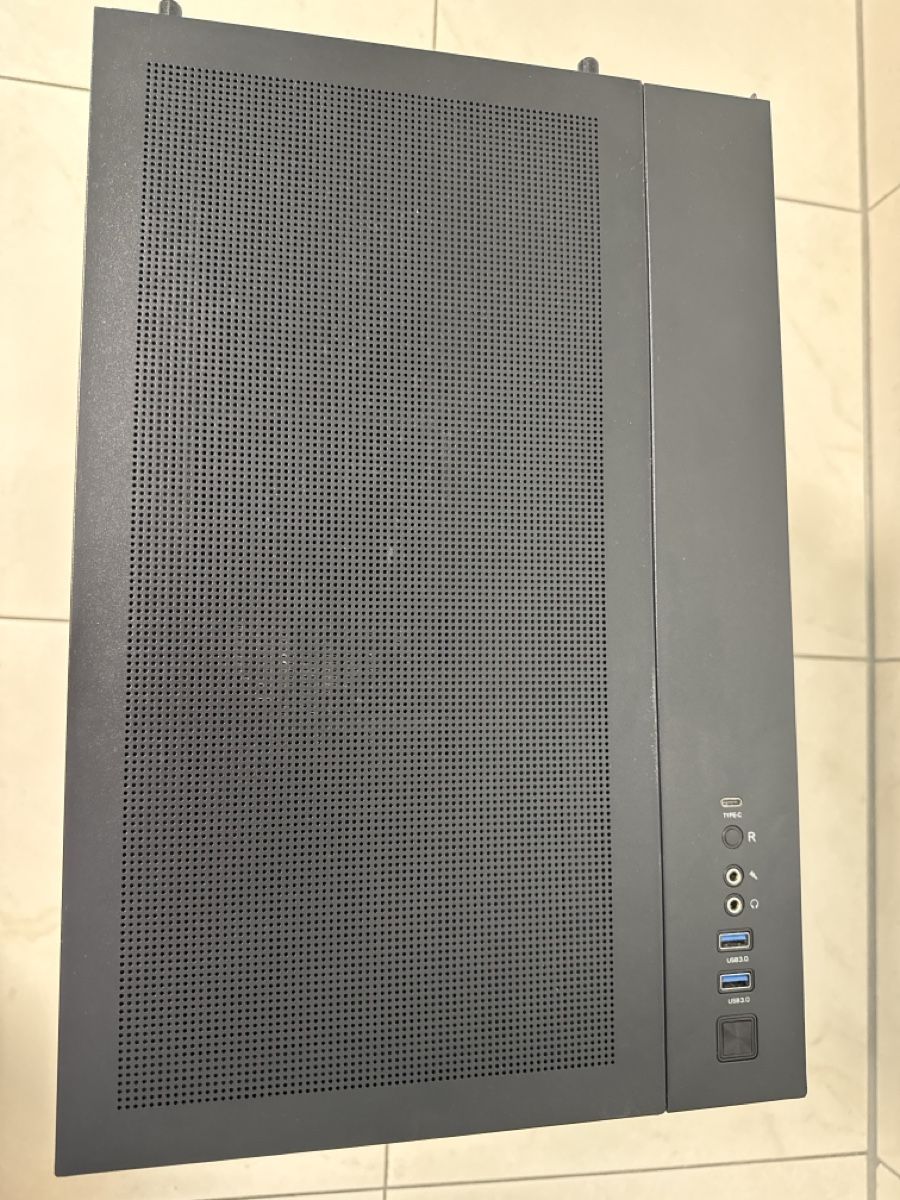 Amd PC: Gaming PC RGB – Usato da Dielsdorf venduto da CH_SHOPPING 2