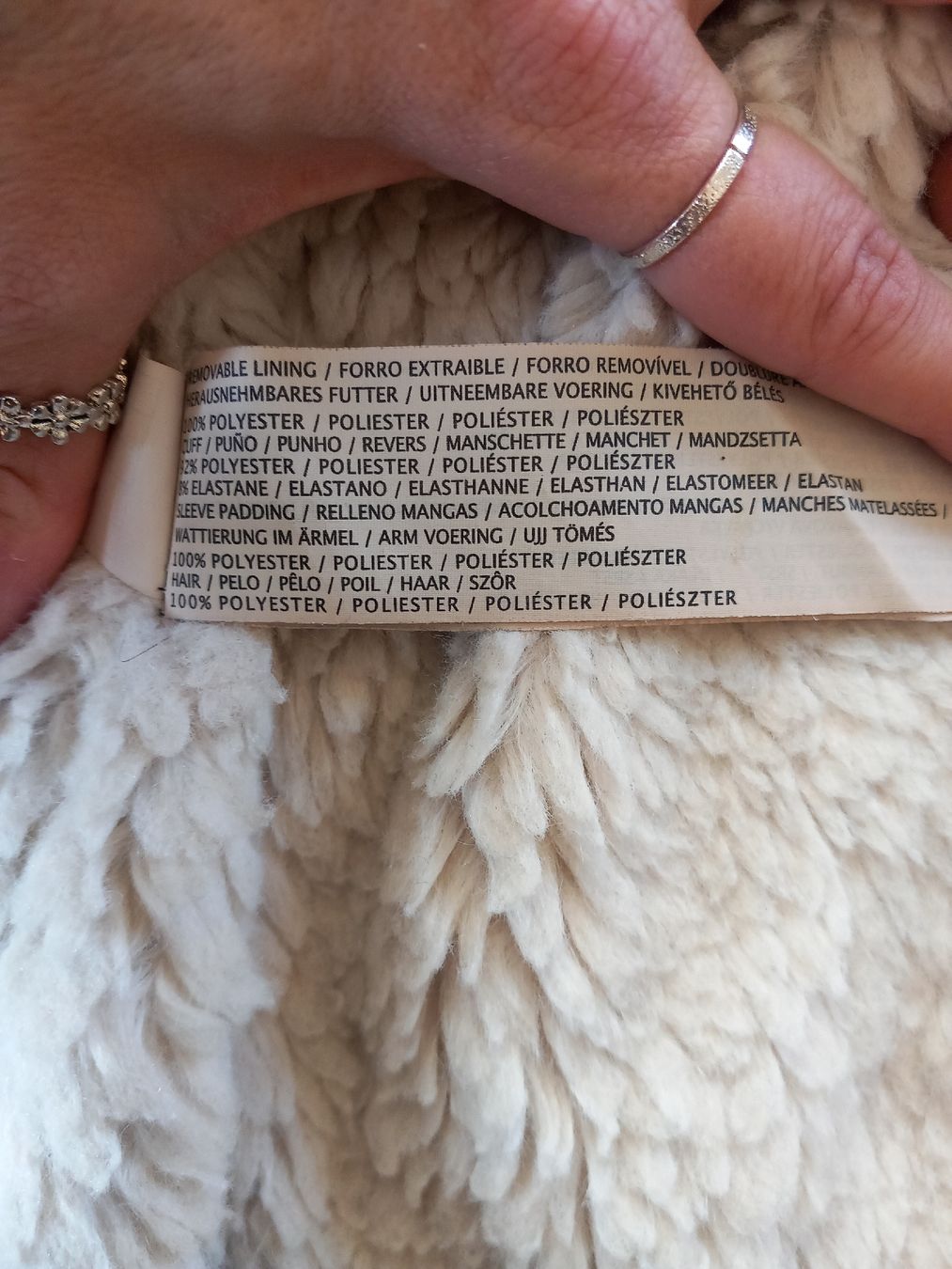 Mango Jacken: Veste parka MANGO Casual noire – Gebraucht aus Faoug von per_kp6r 5