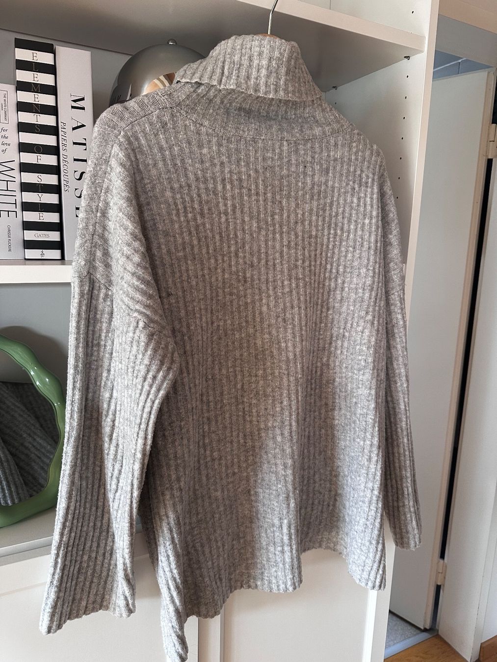Maglioni & Felpe: Rollkragenpullover Pullover a oversized fit Zara H&M – Usato da Zürich venduto da Lotta1509