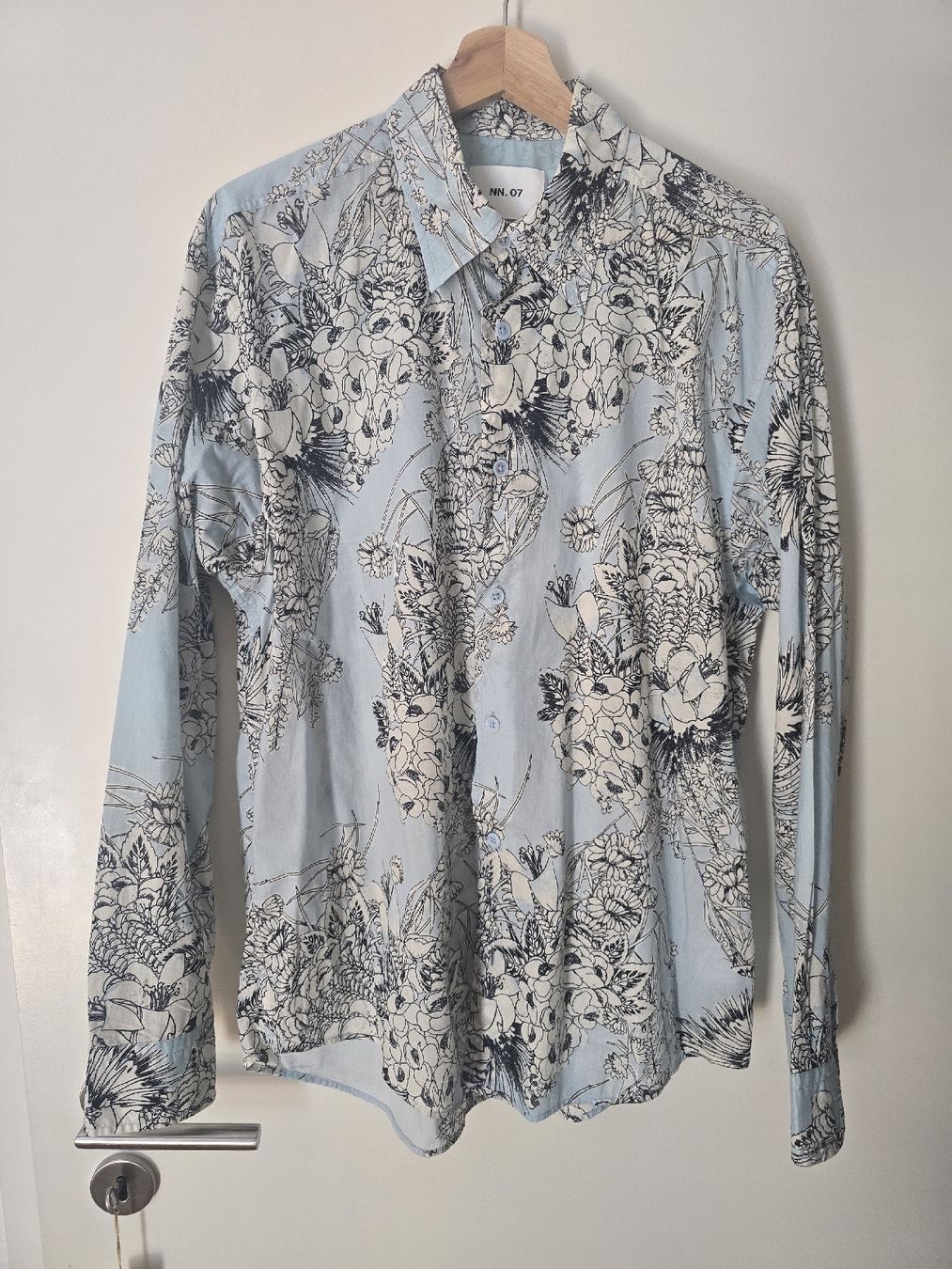 Lotti di vestiti: chemises 3 pièces taille M – Usato da St-Sulpice VD venduto da Celmi007 1