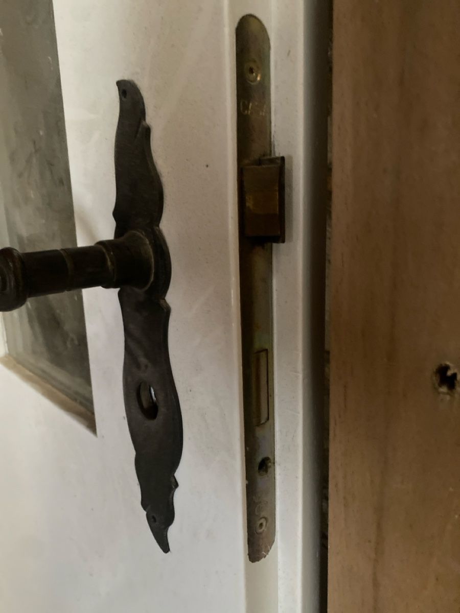 Porte: Türe mit Türrahmen – Usato da Gipf-Oberfrick venduto da Fricktaler1803 2