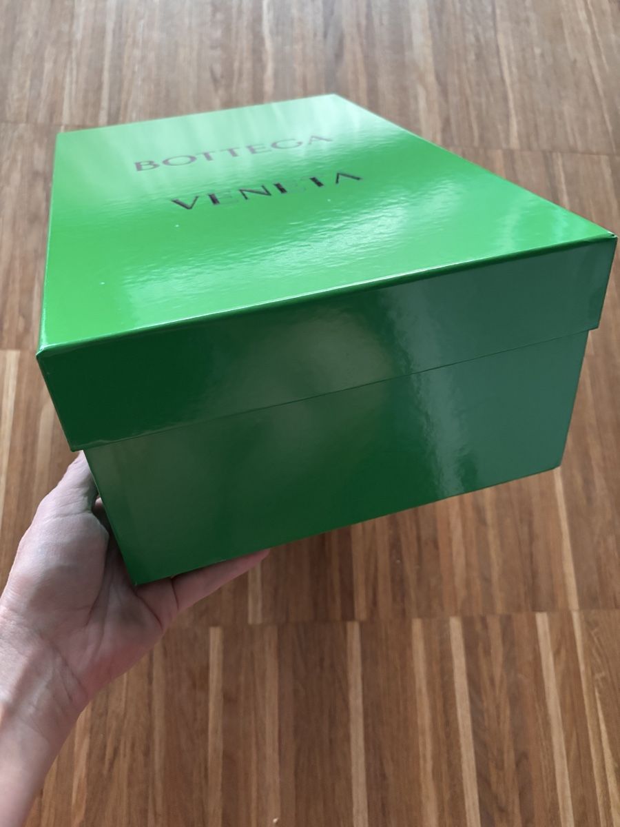 Bottega Veneta Borse: Bottega Veneta Box – Usato da Luzern venduto da lor_x8hx 1