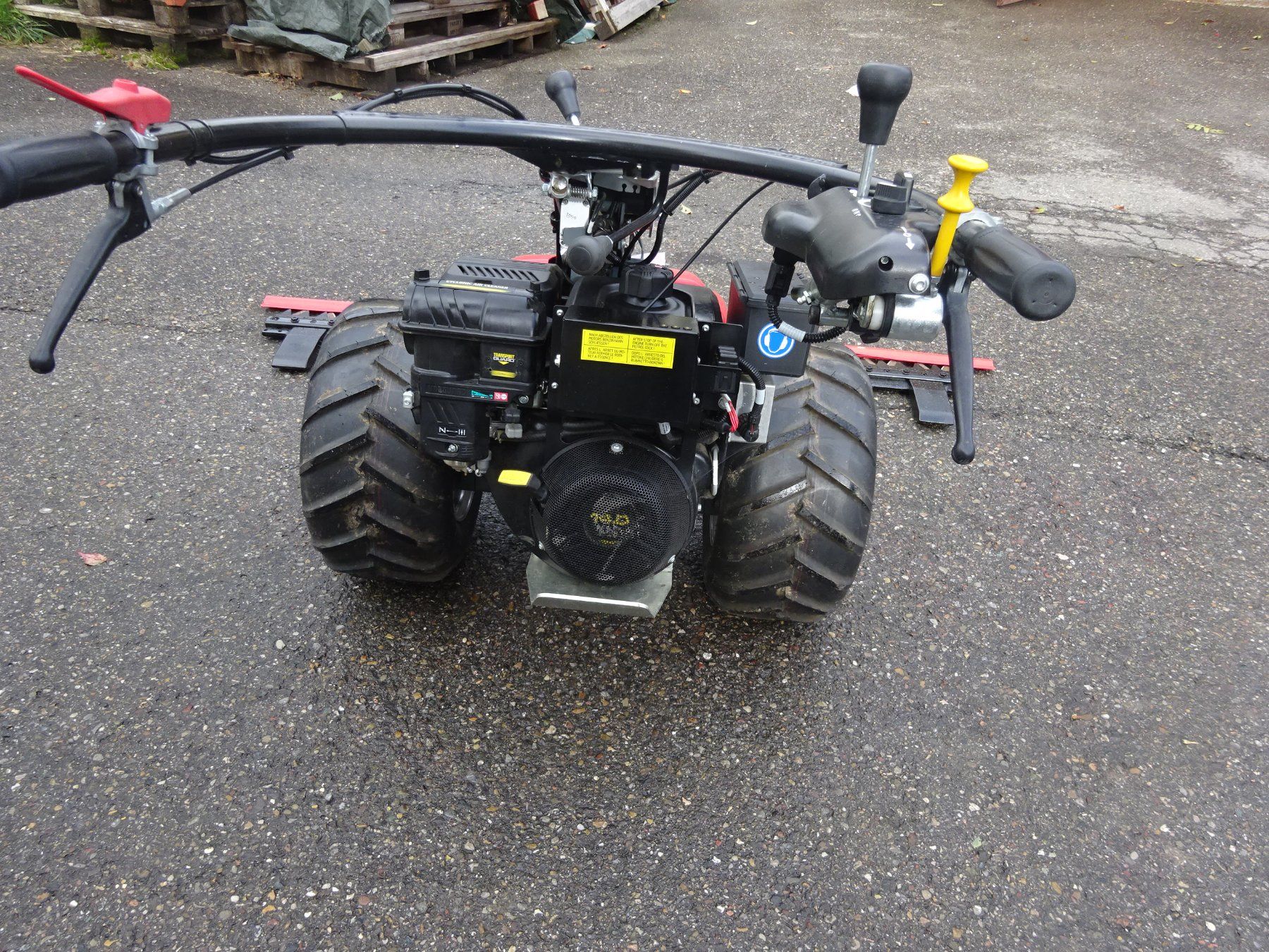 Aebi Tutte le macchine: Motormäher aebi CC36 mit 14PS Motor – Usato da Bauma venduto da deutz08 2