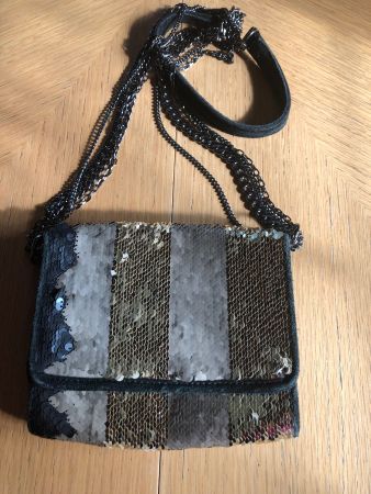 Glamouröse Pailletten Umhängetasche Zara