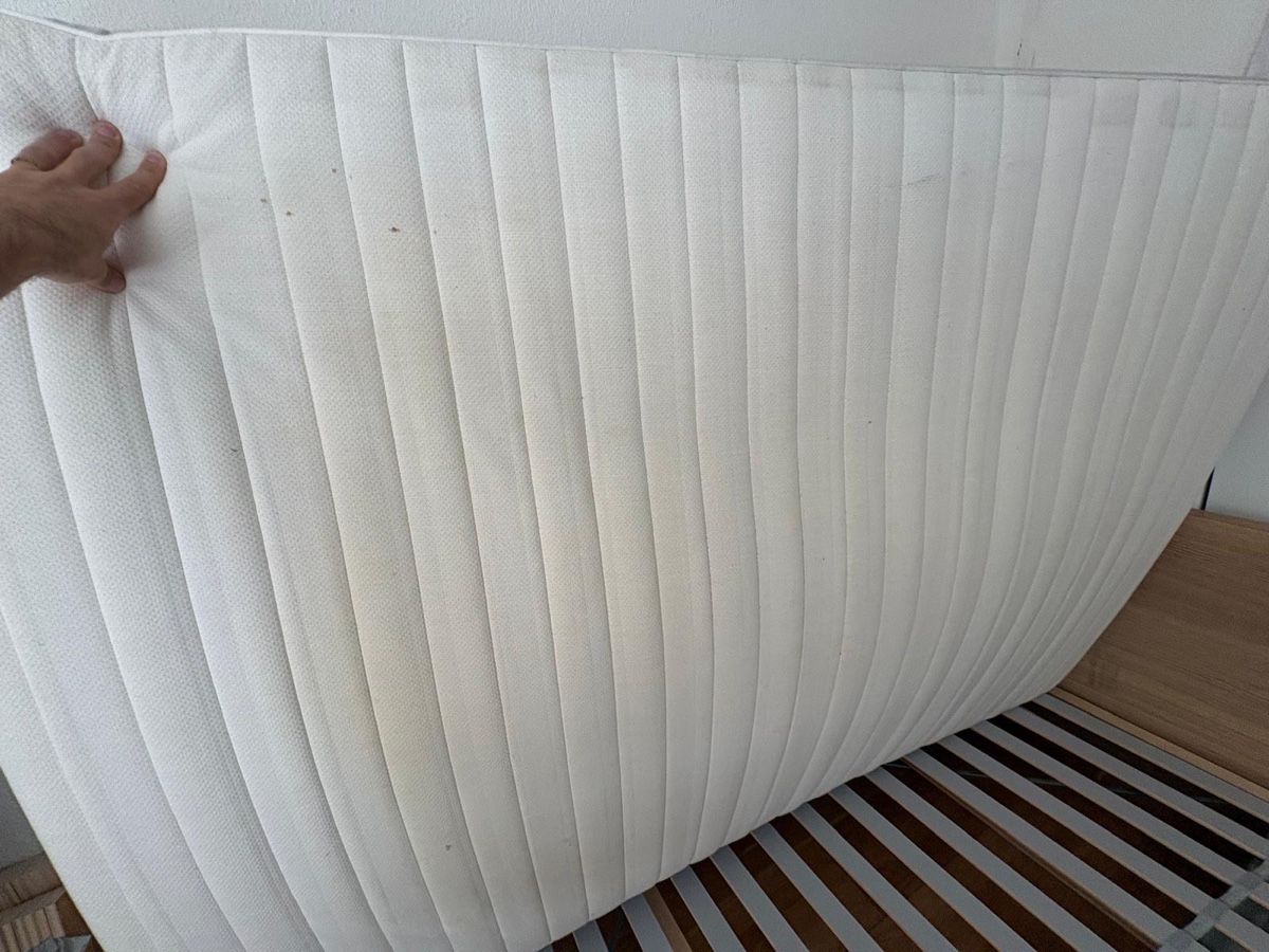Betten: Bed Frame and Mattress – Gebraucht aus Zürich von Francescoooo 5