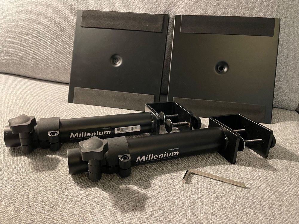 2 x Millenium Desktop Monitor Mount DM1 Kaufen auf Ricardo