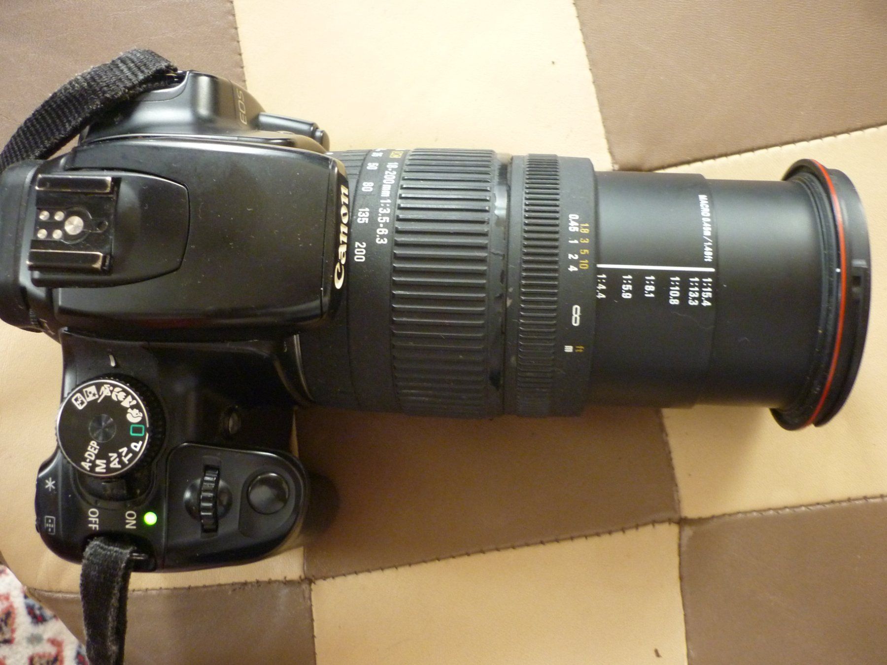 Canon Fotocamera: Canon EOS 400D Digitalkamera mit Zubehör – Usato da Zürich venduto da gallienus 3