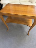 Schicker Beistelltisch mit Ablage, Vintage  ca 50 Jahre alt
