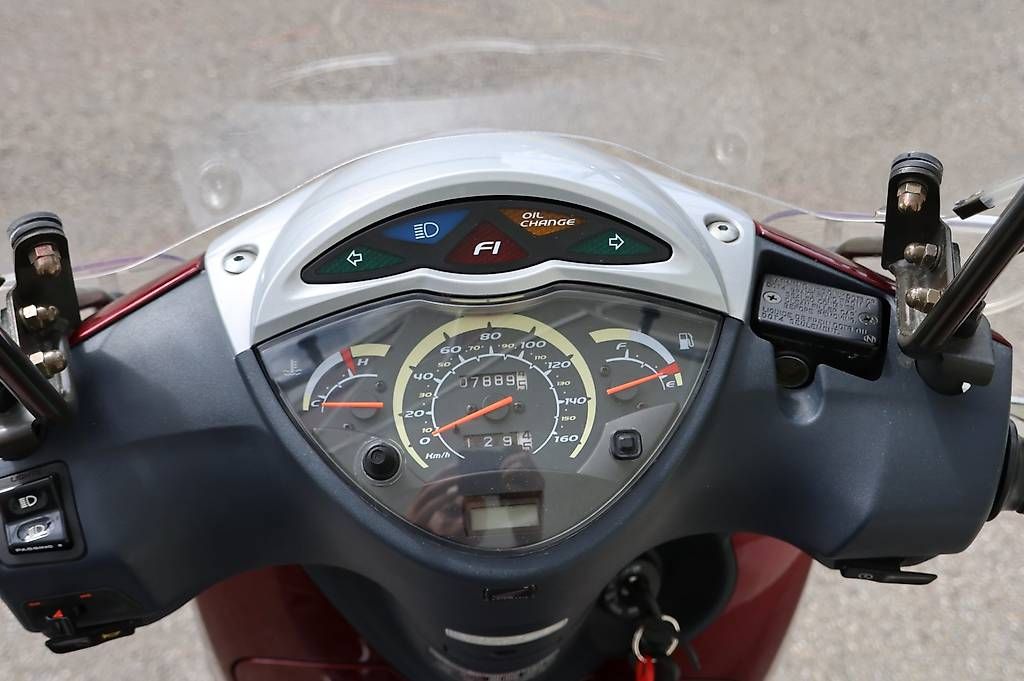 Honda Scooter: Honda SH125i – Usato da Huttwil venduto da gropsuhu 2