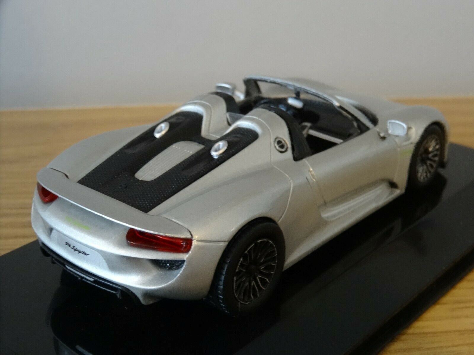 Modellini d'auto: Porsche 918 Spyder (2013) – Nuovo e nell'imballaggio originale da Flawil venduto da Imperiosud 2