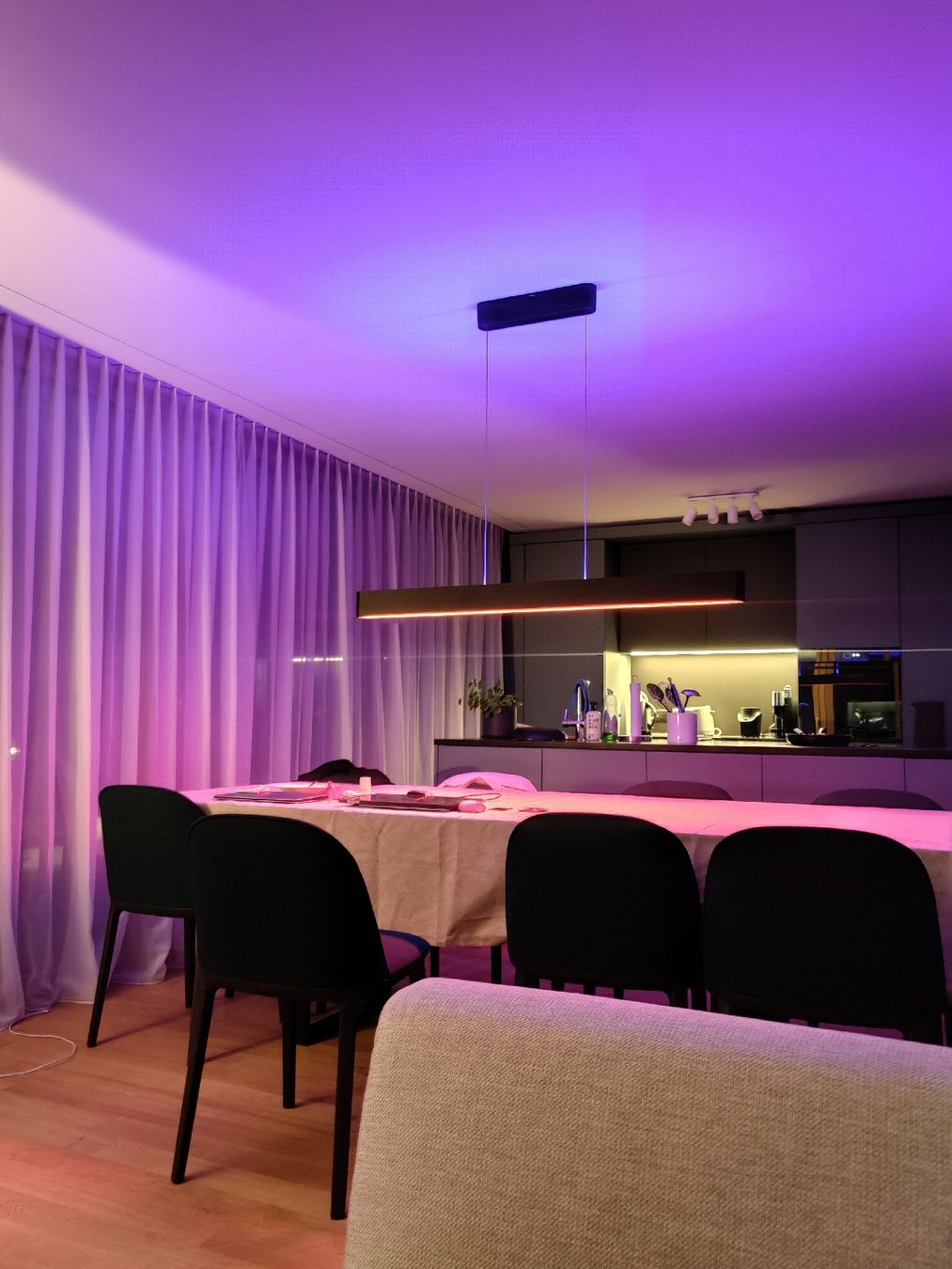 Philips Lampadari & plafoniere: philips hue ensis black – Usato da Zürich venduto da vas_jsr8 3