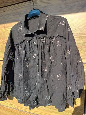 Chemisier noir Rue Mazarine broderie fleurie argentée M