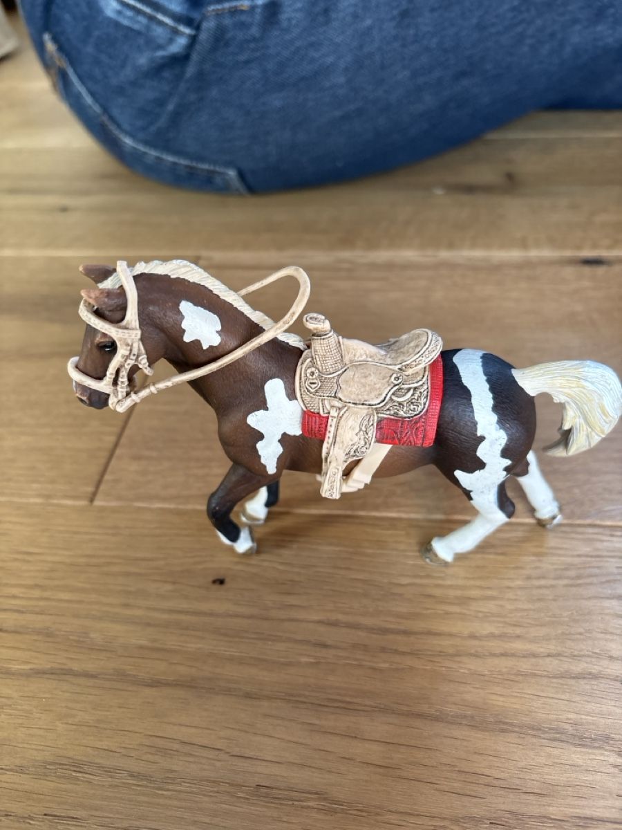 Schleich Spielzeuge: Schleich Pferde mit Sattel (7) – Gebraucht aus Meiringen von enilorac2000 3