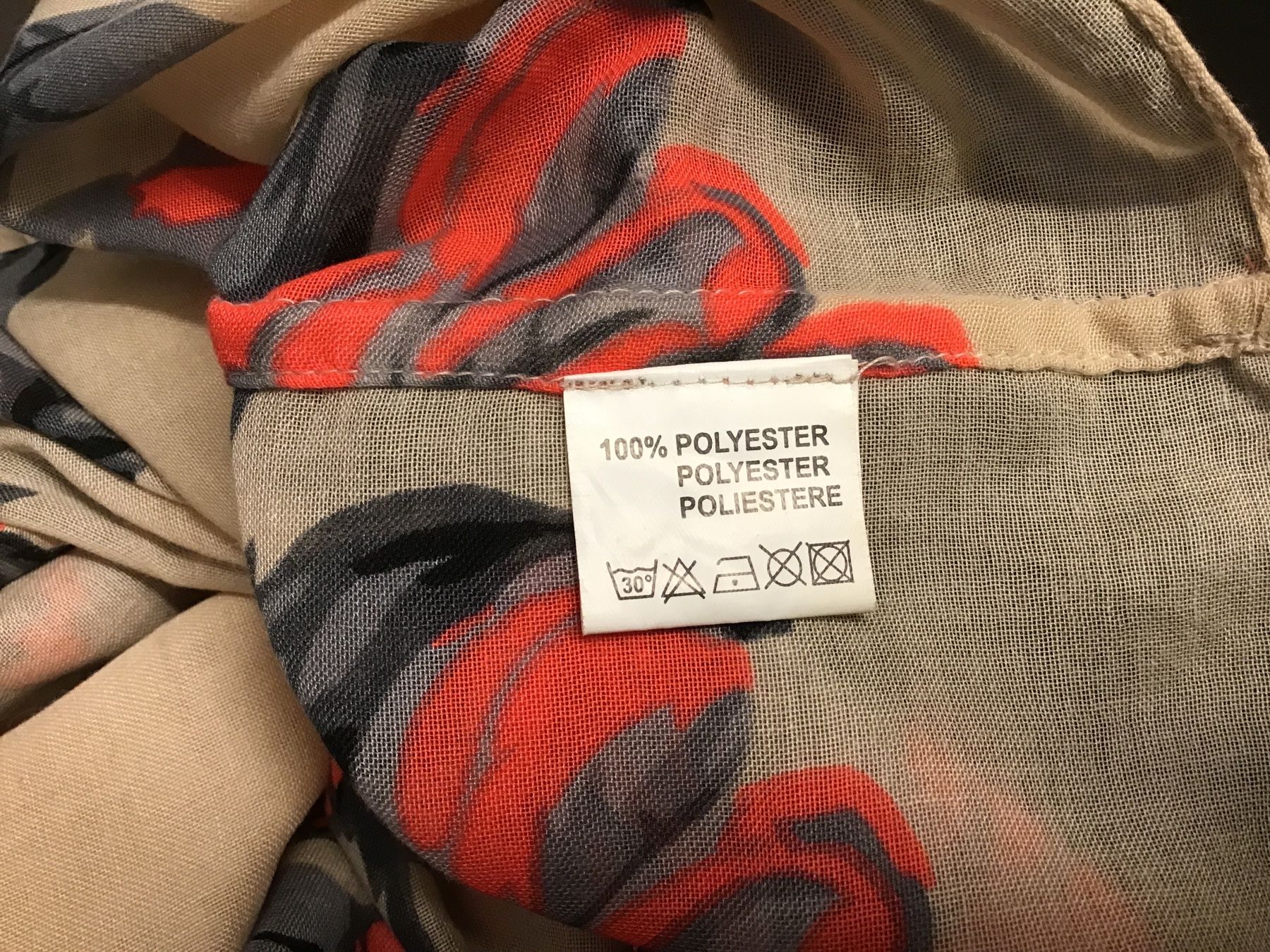 Foulard & Sciarpe: LOOP-SCHAL BEIGE MIT PINK ROSEN UND GRAUEN BLÄTTERN – Nuovo (secondo la descrizione) da Glattfelden venduto da ire_w6h2 2