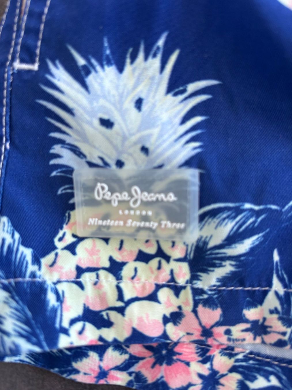 Pepe Jeans Pantaloni: Pepe Jean Badeshorts kinder Gr.104 – Usato da Oberägeri venduto da MariaLehman 1