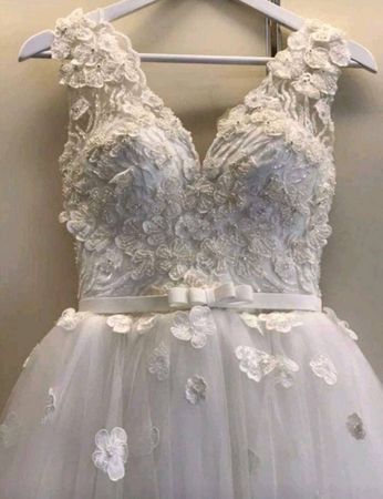 Brautkleid Hochzeitskleid + Schleier, Cape, Strauss Gr. 34