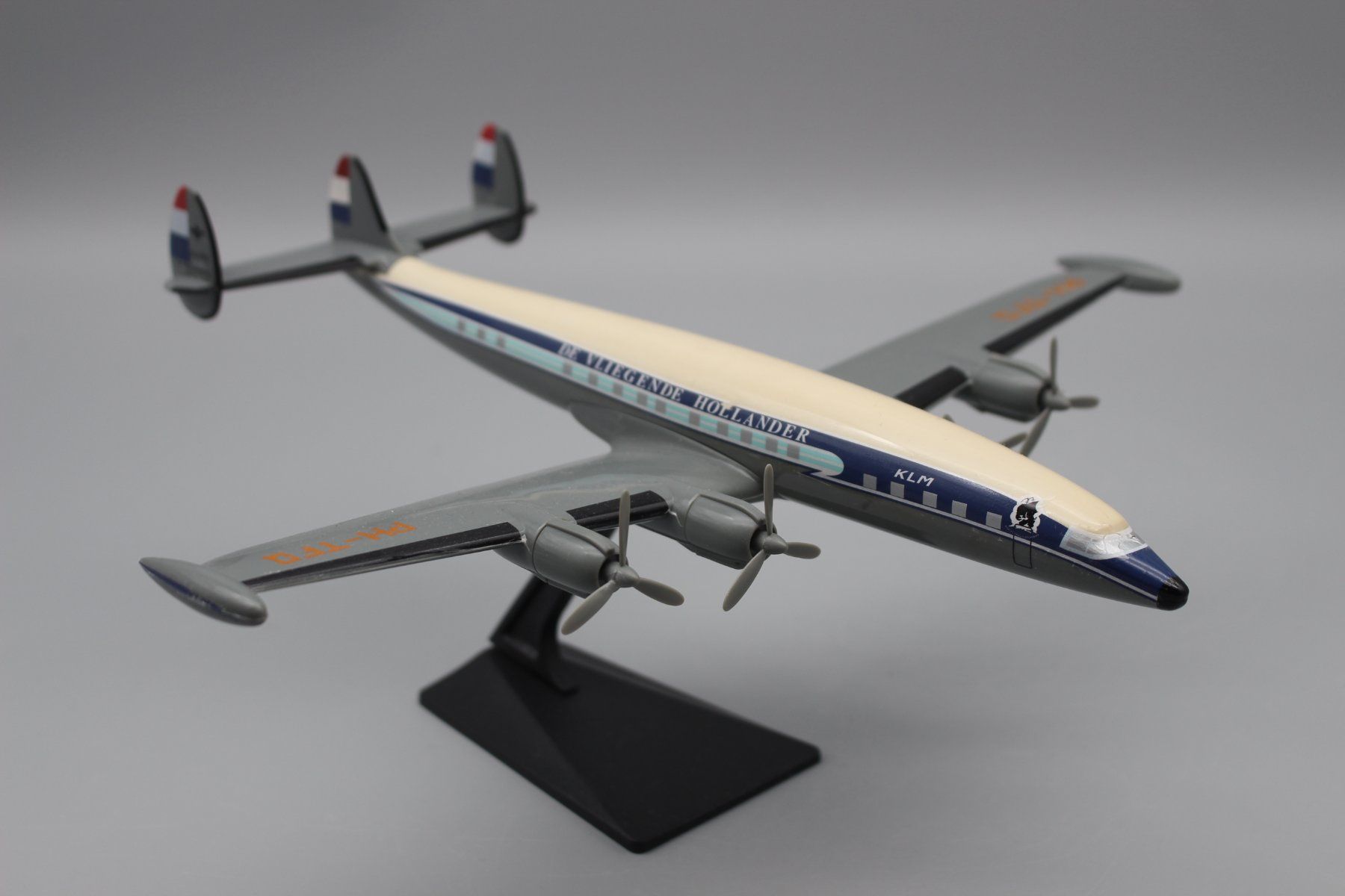 Kit di modellismo & Modellini statici: 5 Stück Flugzeugmodelle  Messerschmitt ,Lockheed P-38L – Usato da Bruettisellen venduto da Collector_Store 4
