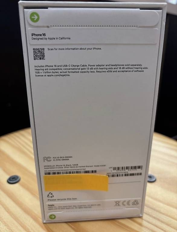 Telefoni cellulari / Smartphones: Apple iPhone 16 Schwarz   Neu & Originalverpackt – Usato da Kloten venduto da ale_29vf 2