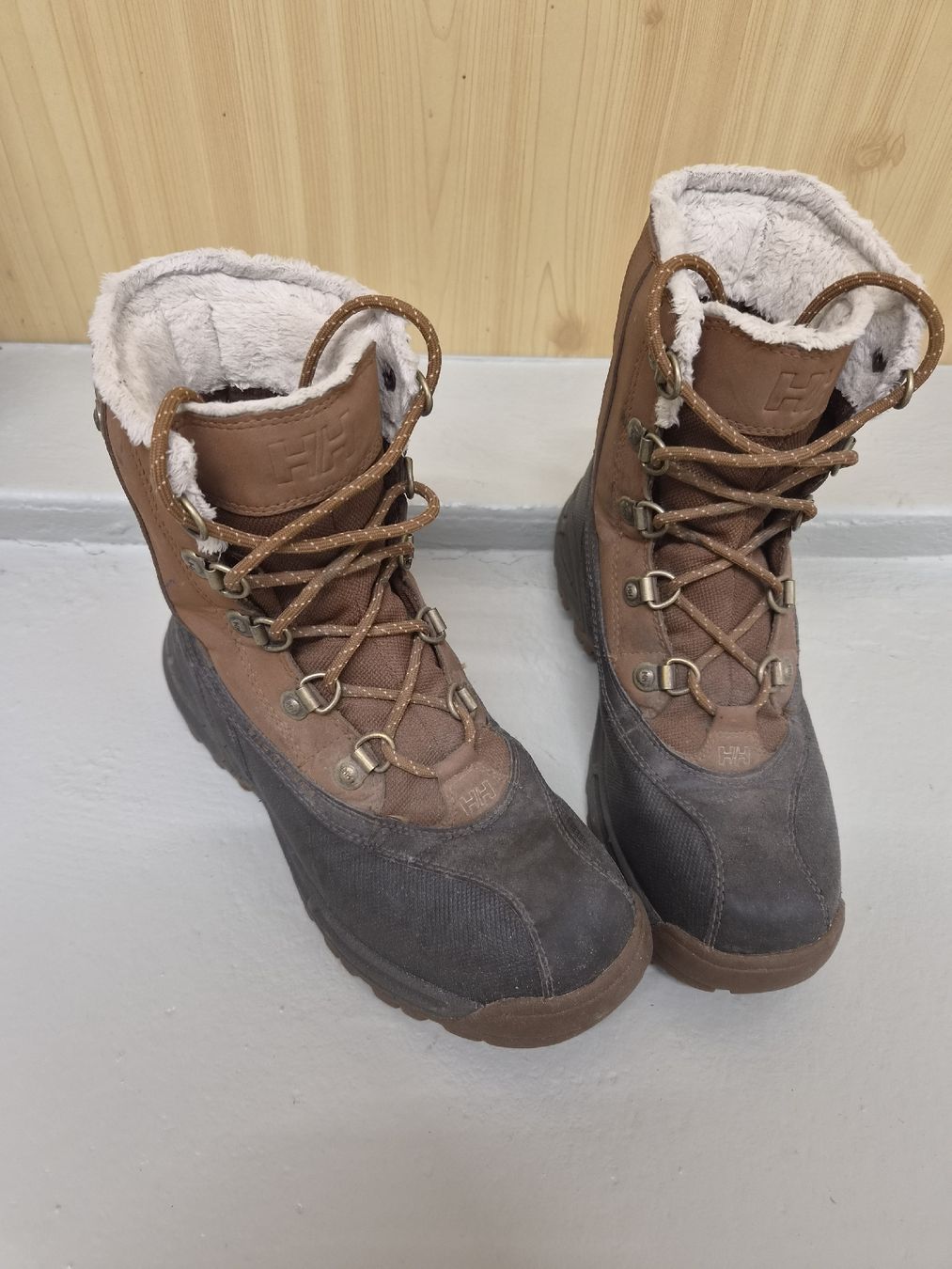Helly Hansen Chaussures hommes: Winterschuhe Gr. 38 – Neuf (Voir description) à Wila par Ina_99