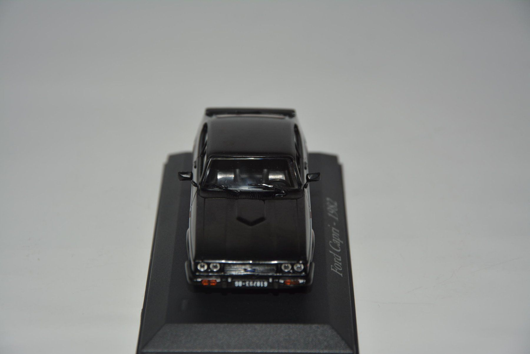 Ford Modellini d'auto: Ford Capri 1982 , 1:43 – Nuovo e nell'imballaggio originale da Goldach venduto da Feivel9 3
