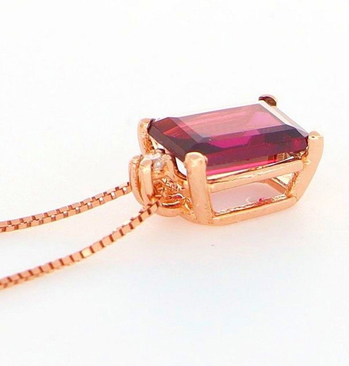 Catenine: 18K Roségold Collier mit Rhodolith Anhänger – Nuovo (secondo la descrizione) da Untersiggenthal venduto da TimeandShine 2