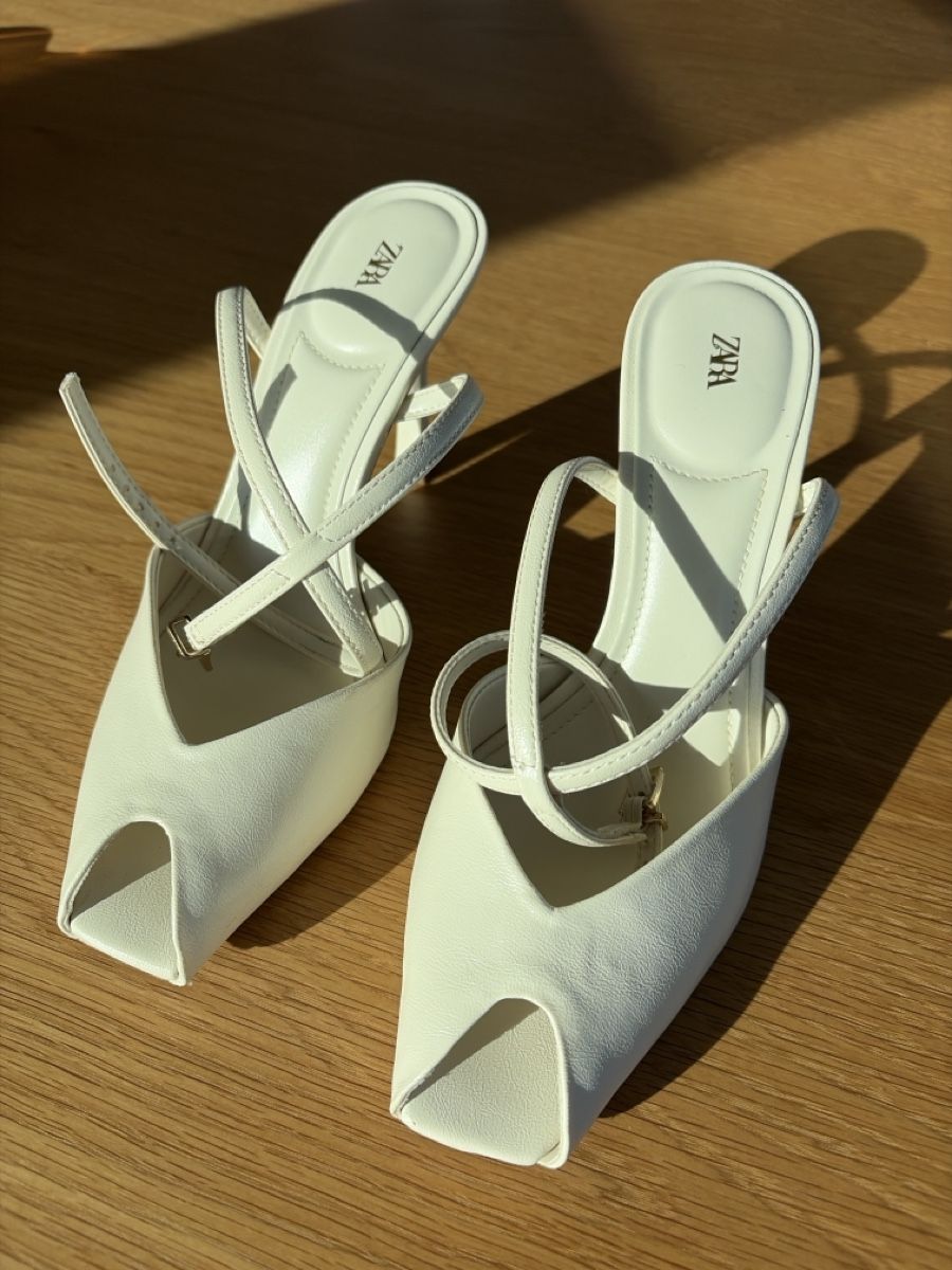 Zara Scarpe da donna: Zara Absatzschuhe, weiss, Gr. 38 – Nuovo (secondo la descrizione) da Zürich venduto da ufe_f5q5