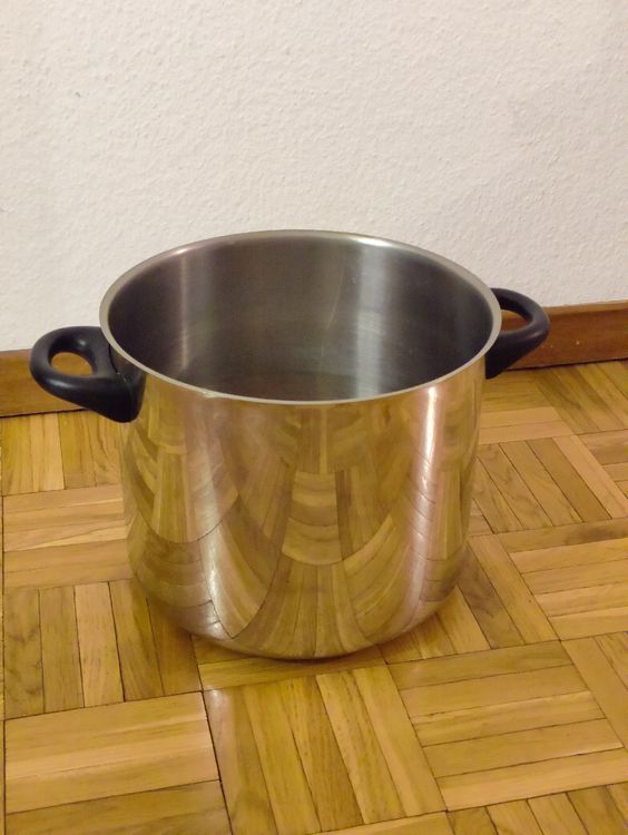 Grosser Topf (Gebraucht) in Zürich für CHF 2 – nur Abholung auf Ricardo ...