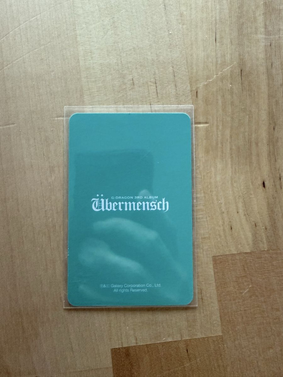 Carte collezionabili: G-Dragon Ubermensch originale – Nuovo e nell'imballaggio originale da Castel San Pietro venduto da val_rm7 1