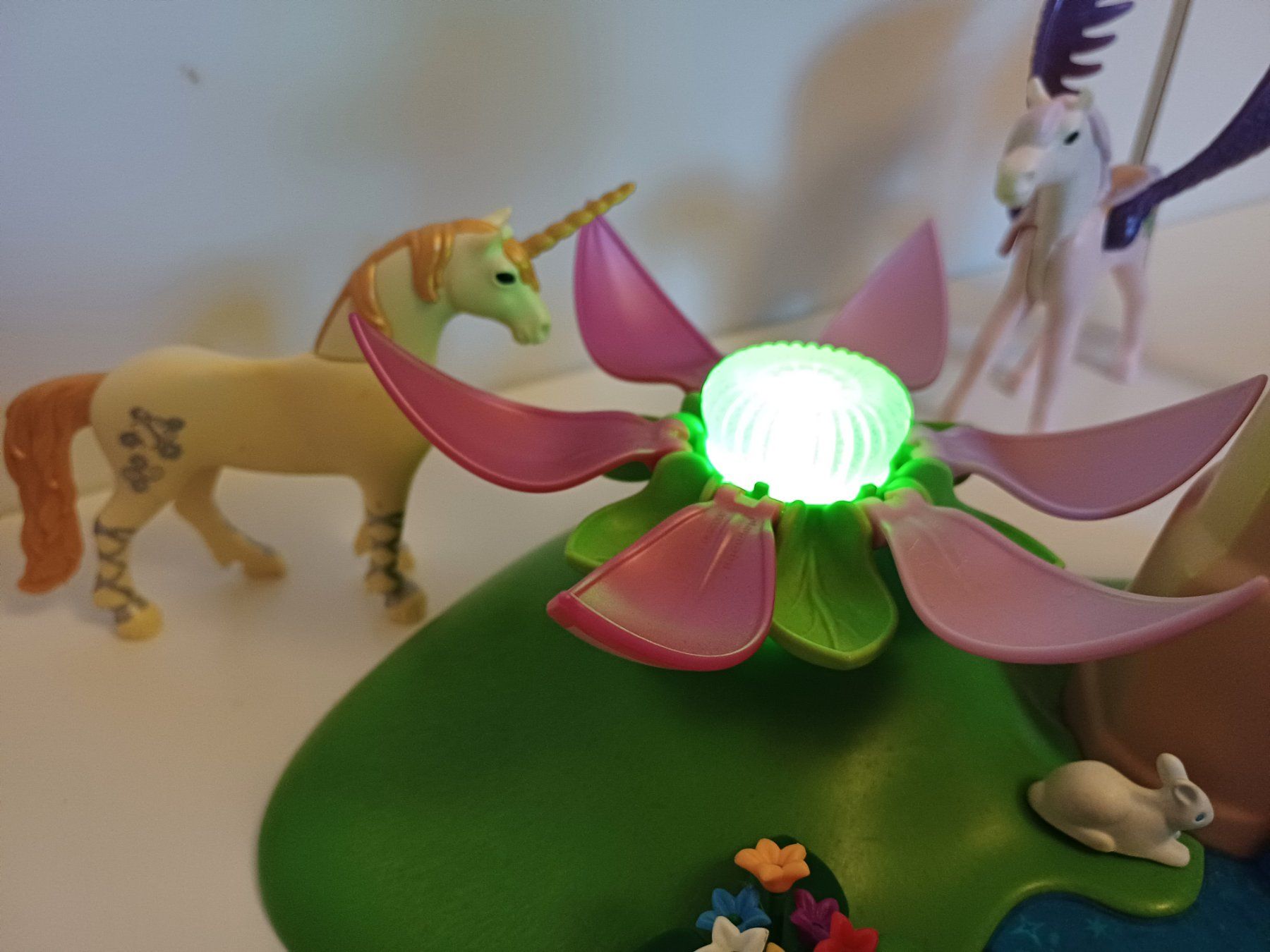 Playmobil Giocattoli: Playmobil Set mit leuchtender Blume – Usato da Forch venduto da Alexandraa 1