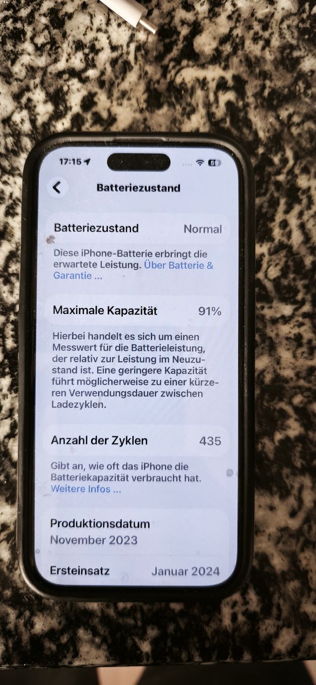 Apple Portables: iPhone 15 Pro  – D'occasion à Stallikon par brezel28 1