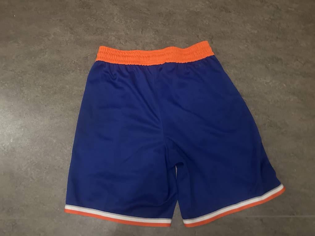 Pantaloni: Orginal NBA NY Knicks Shorts – Usato da Effretikon venduto da PrimeTimeB 1