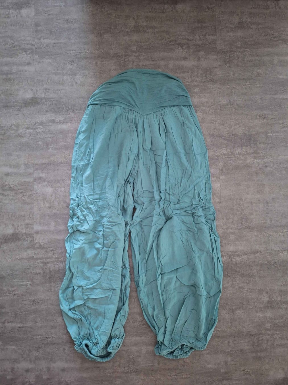Pantalons: 4 Harem Pants elastisch – Neuf (Voir description) à Grenchen par LadyCalis 1