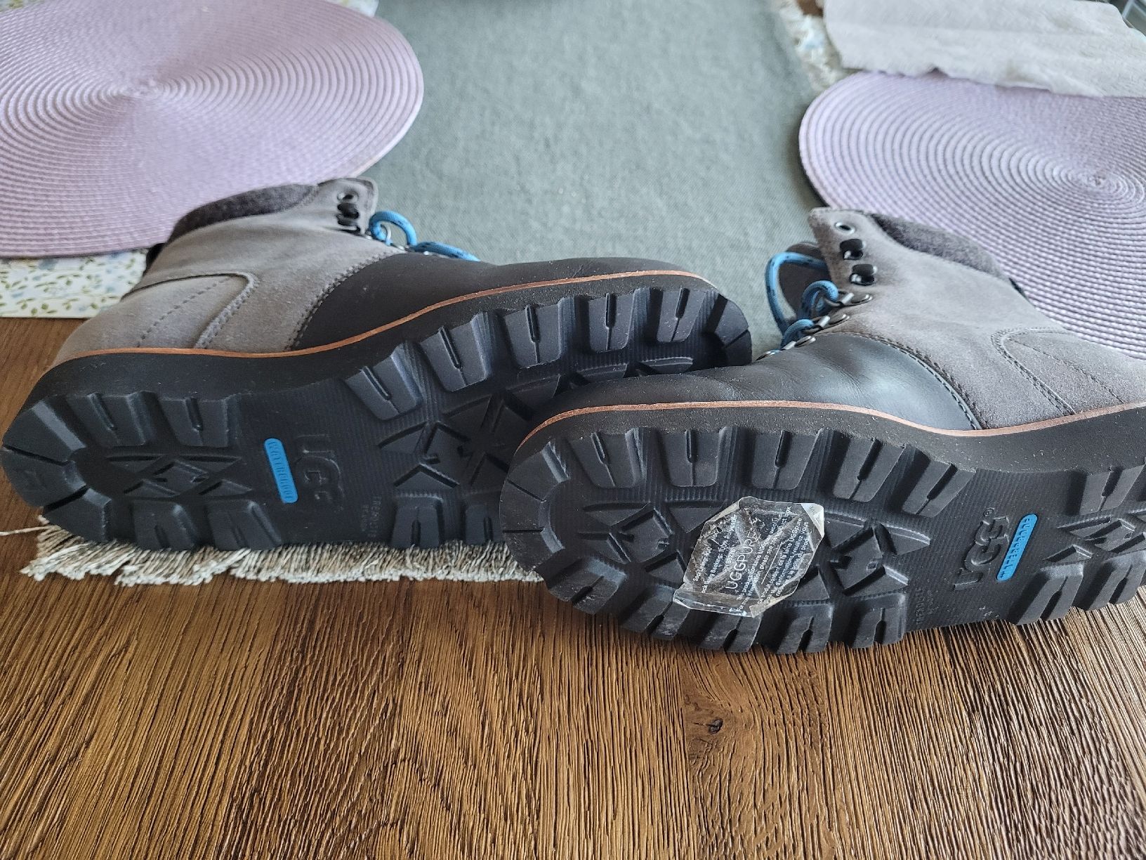 Herrenschuhe: Ugg Winterschuhe Männer – Neu (gemäss Beschreibung) aus Krattigen von RetoK82 4