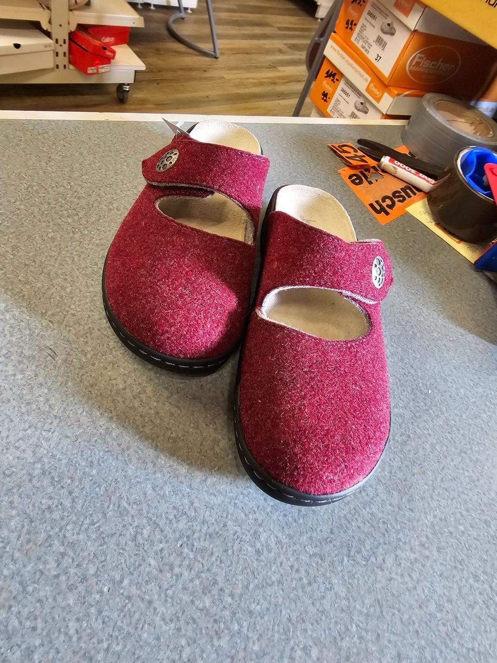 Damenschuhe: Damenschuh – Neu und originalverpackt aus Möhlin von Highwaytom 1
