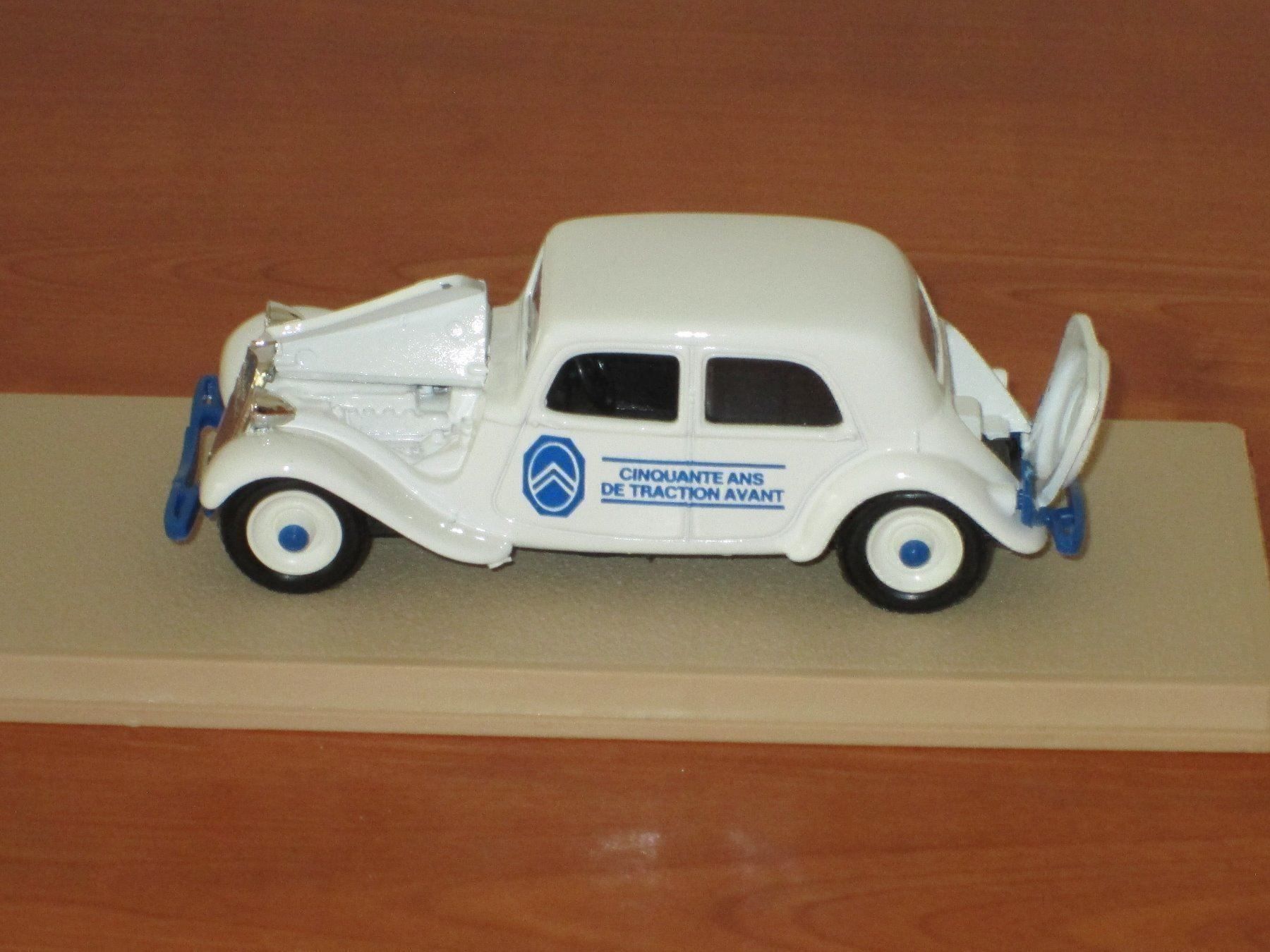 Citroën Modellini d'auto: Eligor Citroen 11BL Berline 1/43 – Nuovo (secondo la descrizione) da Bonfol venduto da zagato43e 2
