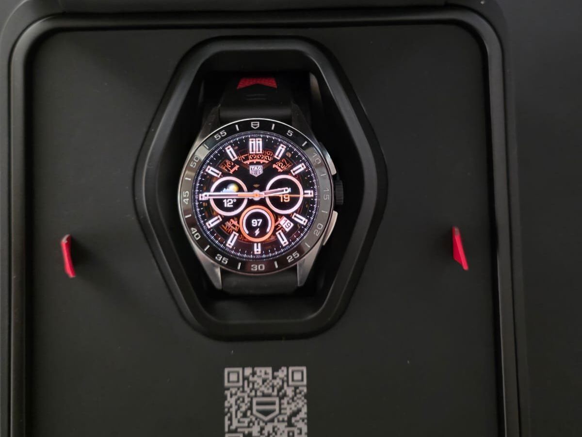 Tag Heuer Smartwatch: TAG Heuer Connected E4 45, Steel Ceramic, gebraucht – Usato da Villnachern venduto da twofacefromportishead 1