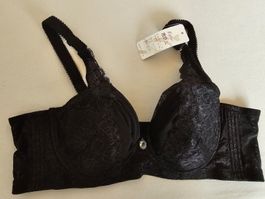 Damen BH Schwarz Spitze Grösse 44/100 mit Etikett