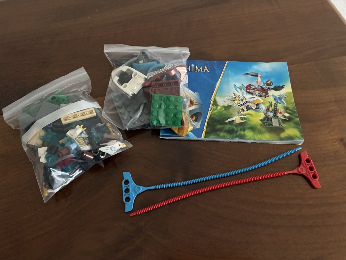 Lego Jeux de construction: Lego Chima 70108 + 70114  – D'occasion à Zürich par alva12 5