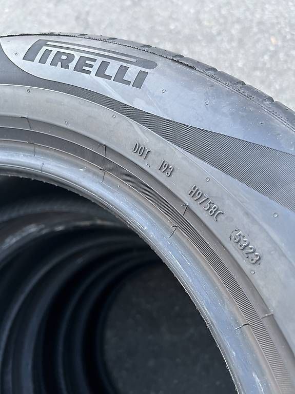 Pneus & Kompletträder: 235/55/18 Pirelli Sommerreifen  – Gebraucht aus Frasnacht von nobloff 5