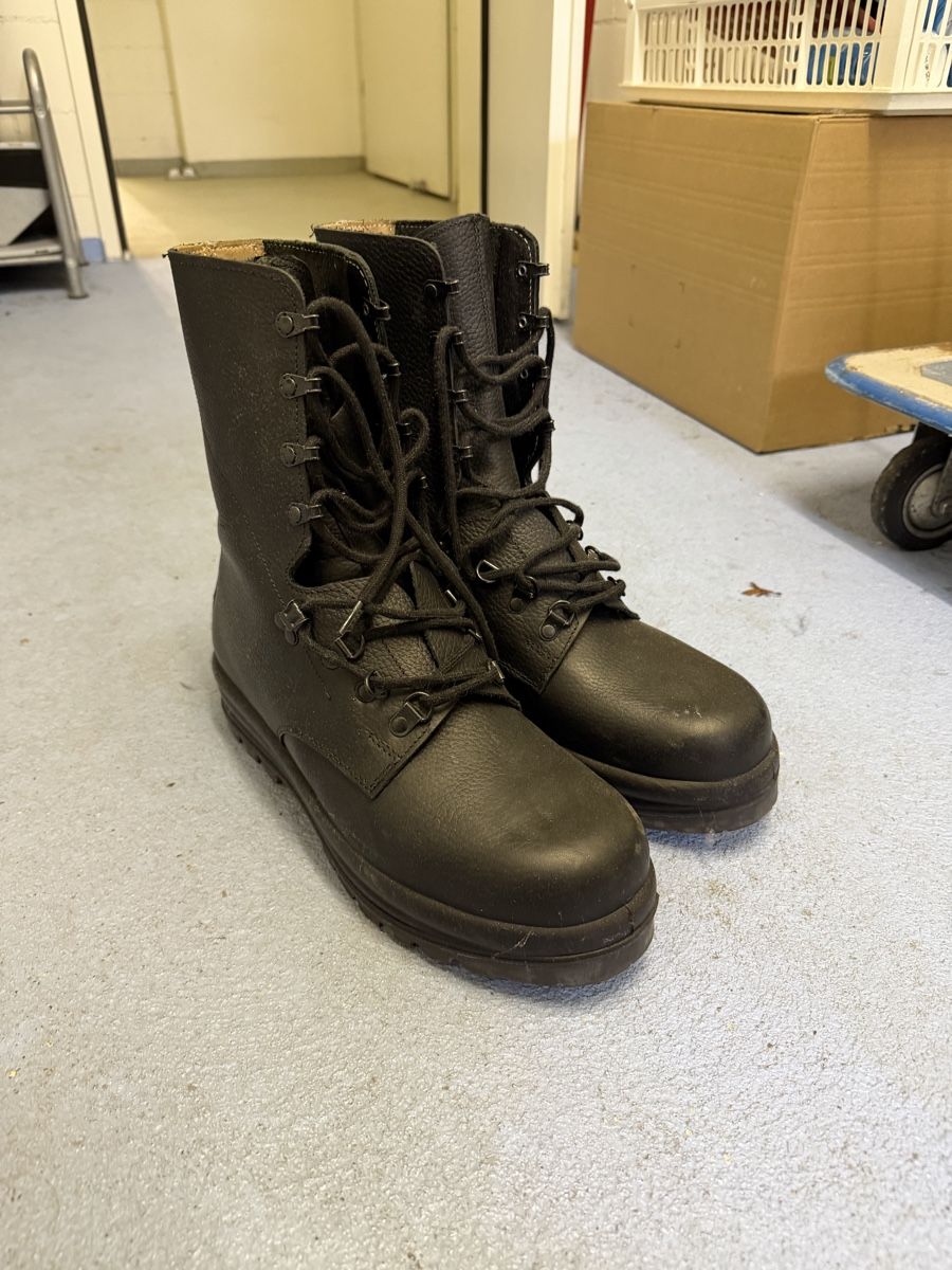 Armée suisse Chaussures hommes: Kampfstiefel 90 – Neuf (Voir description) à Illnau par lur_5kzh