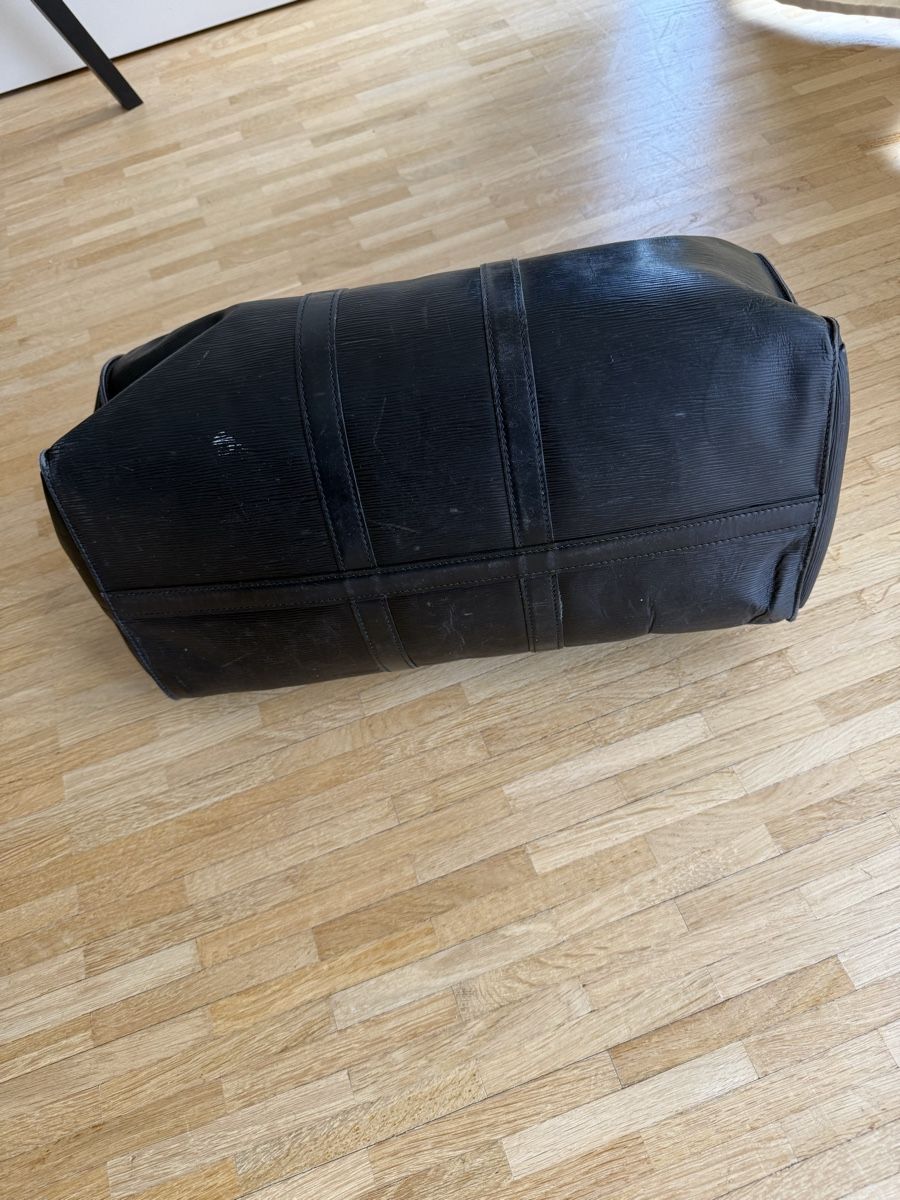 Louis Vuitton Borse: Louis Vuitton Keepall Epi – Usato da Genève venduto da luc_5q8p 7