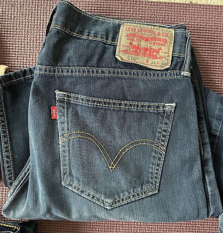 Levi's Jeans: 6 paires de Levi's – Usato da Yverdon-les-Bains venduto da Vietnet 4